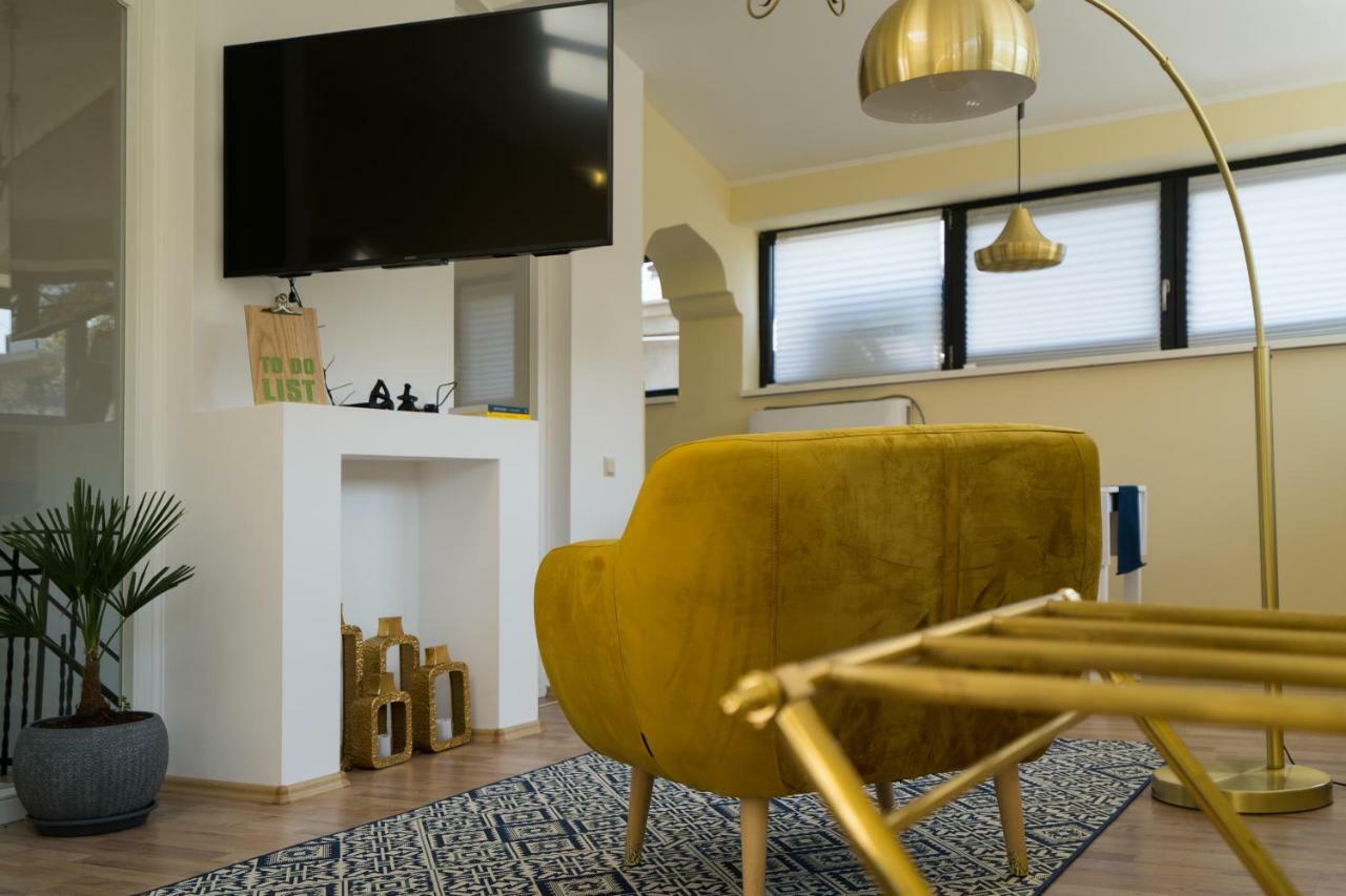 W29 Apartment Bukares Bagian luar foto